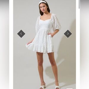 Sophy Eyelet Evy Sweetheart Mini dress in white